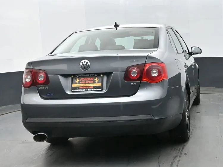 Used 2008 Volkswagen Jetta SE FWD image 8