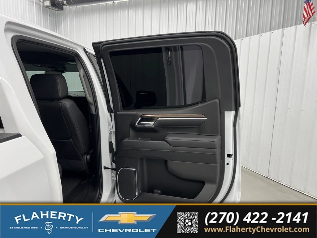 Used 2025 Chevrolet Silverado 1500 RST w/ RST All Star Premium Package AWD/4WD image 12