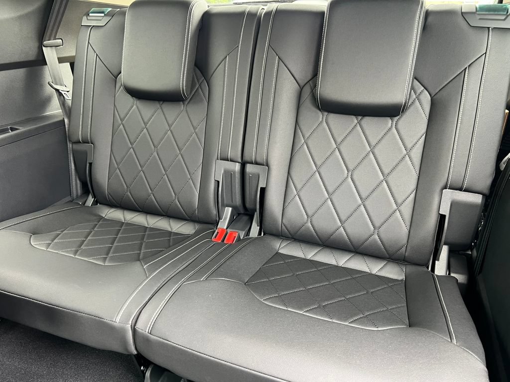New 2026 Volkswagen Atlas SEL Premium R-Line AWD/4WD image 8