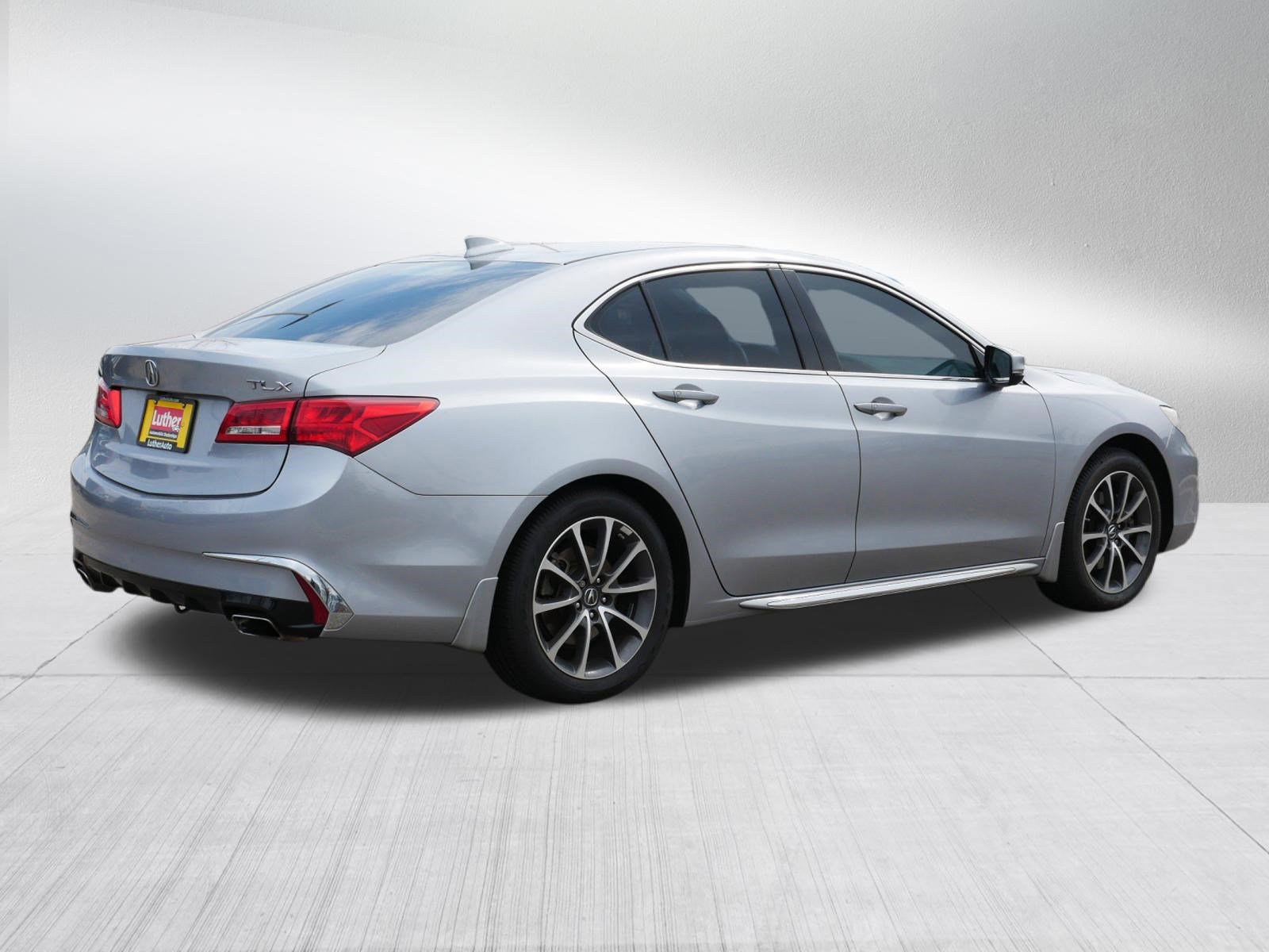 Used 2018 Acura TLX V6 w/ Technology Package FWD image 7