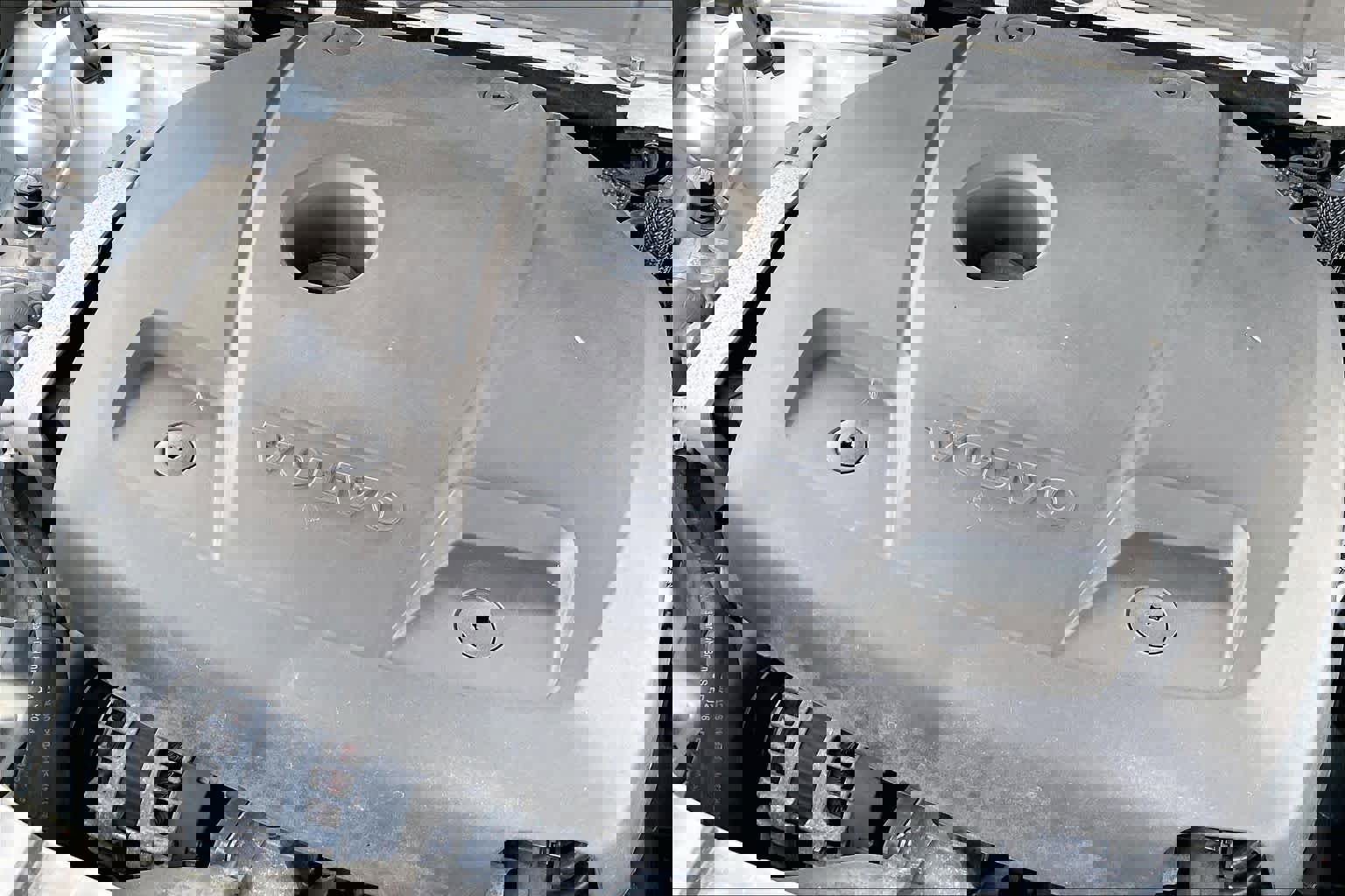 Used 2018 Volvo XC60 T5 R-Design w/ Convenience Package image 30