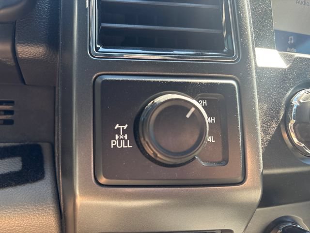 Used 2022 Ford F350 XLT w/ XLT Premium Package AWD/4WD image 29