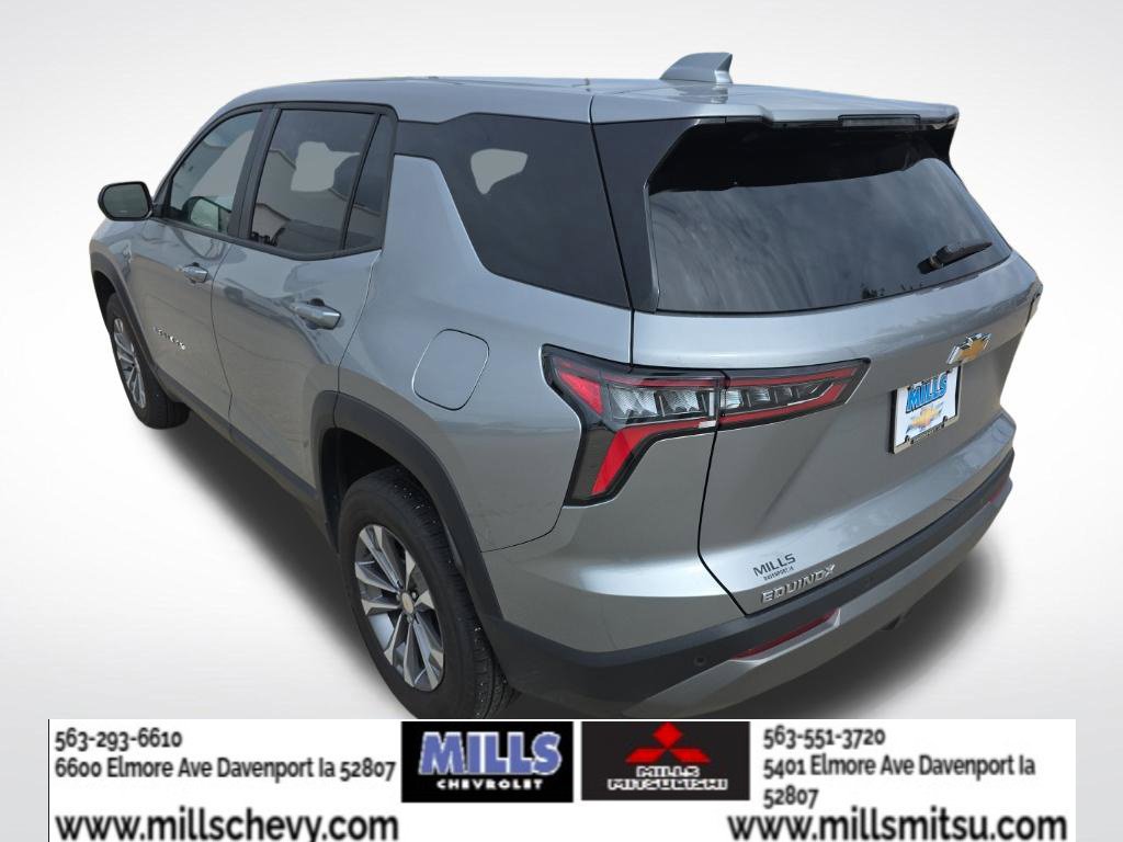 Used 2025 Chevrolet Equinox LT FWD image 3