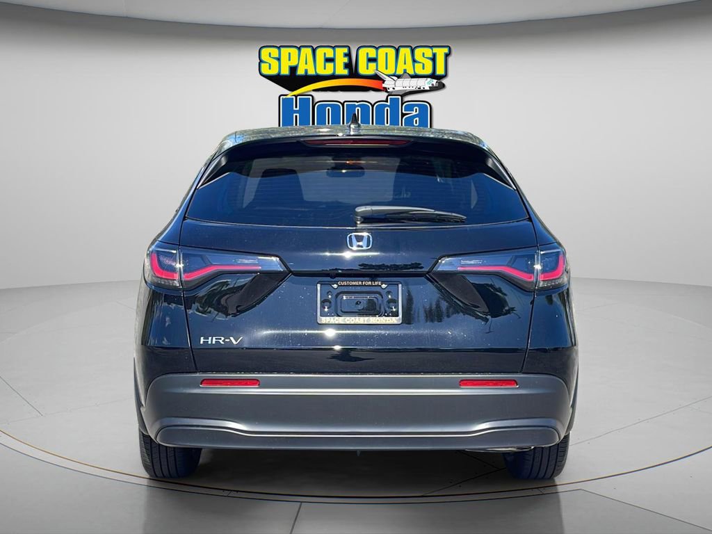 New 2026 Honda HR-V LX image 4