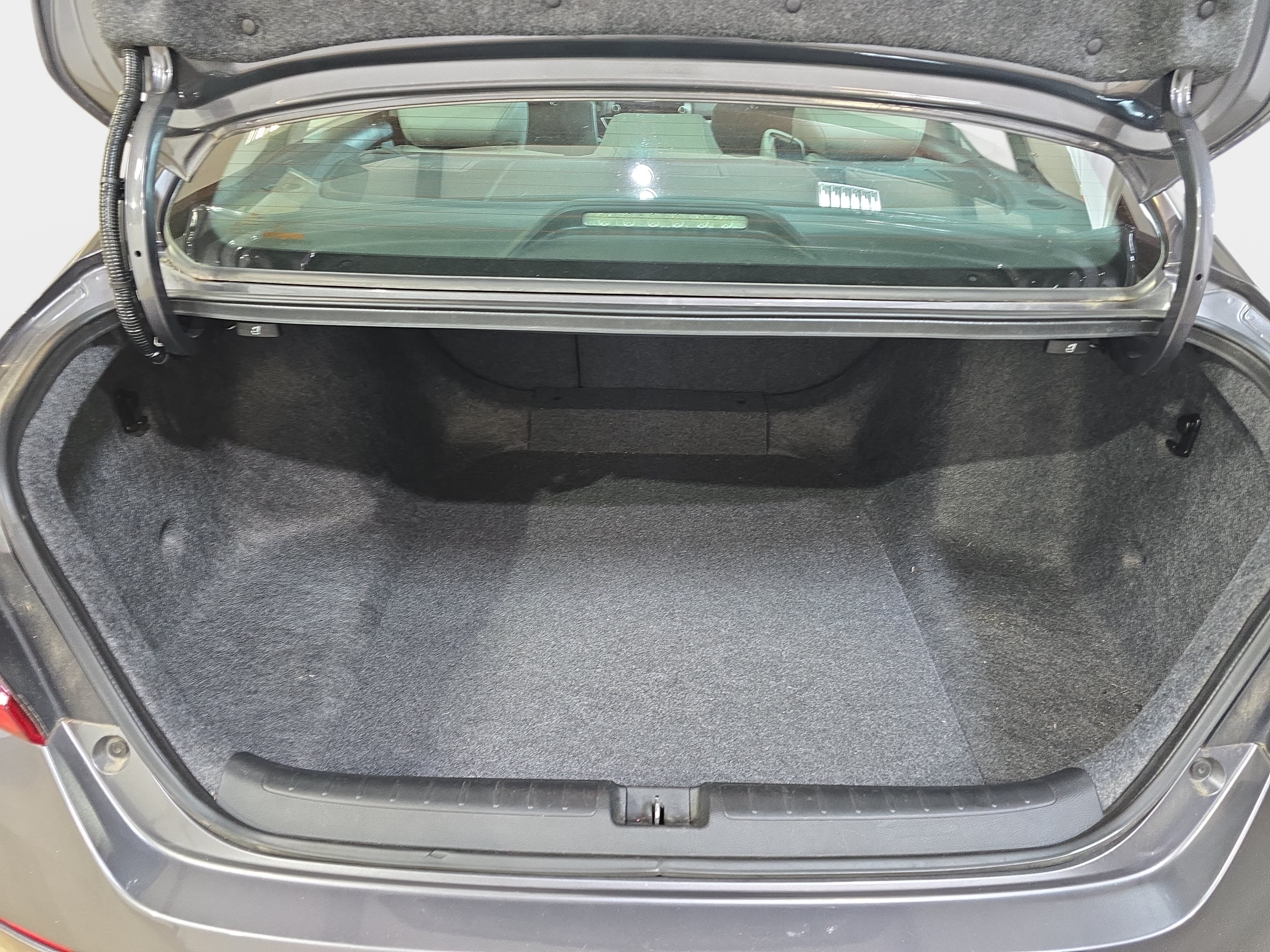 Used 2019 Honda Accord EX-L image 28