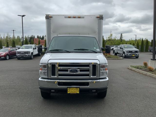 Used 2019 Ford E-450 and Econoline 450 Super Duty w/ Exterior Upgrade Package image 2