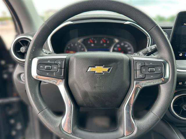 Used 2024 Chevrolet Blazer LT w/ Convenience Package image 11