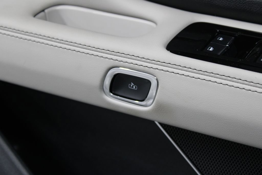 New 2026 Lincoln Aviator 2WD image 42