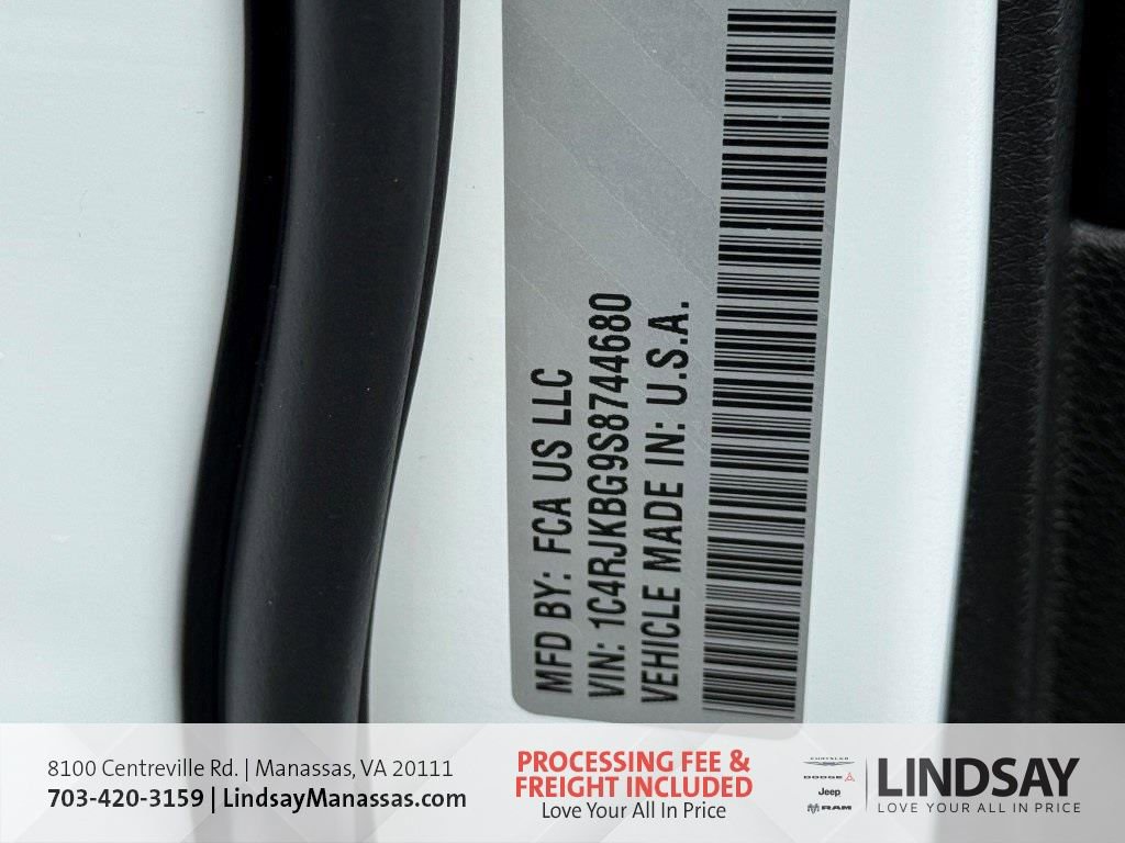 New 2025 Jeep Grand Cherokee L Limited w/ Luxury Tech Group II image 38