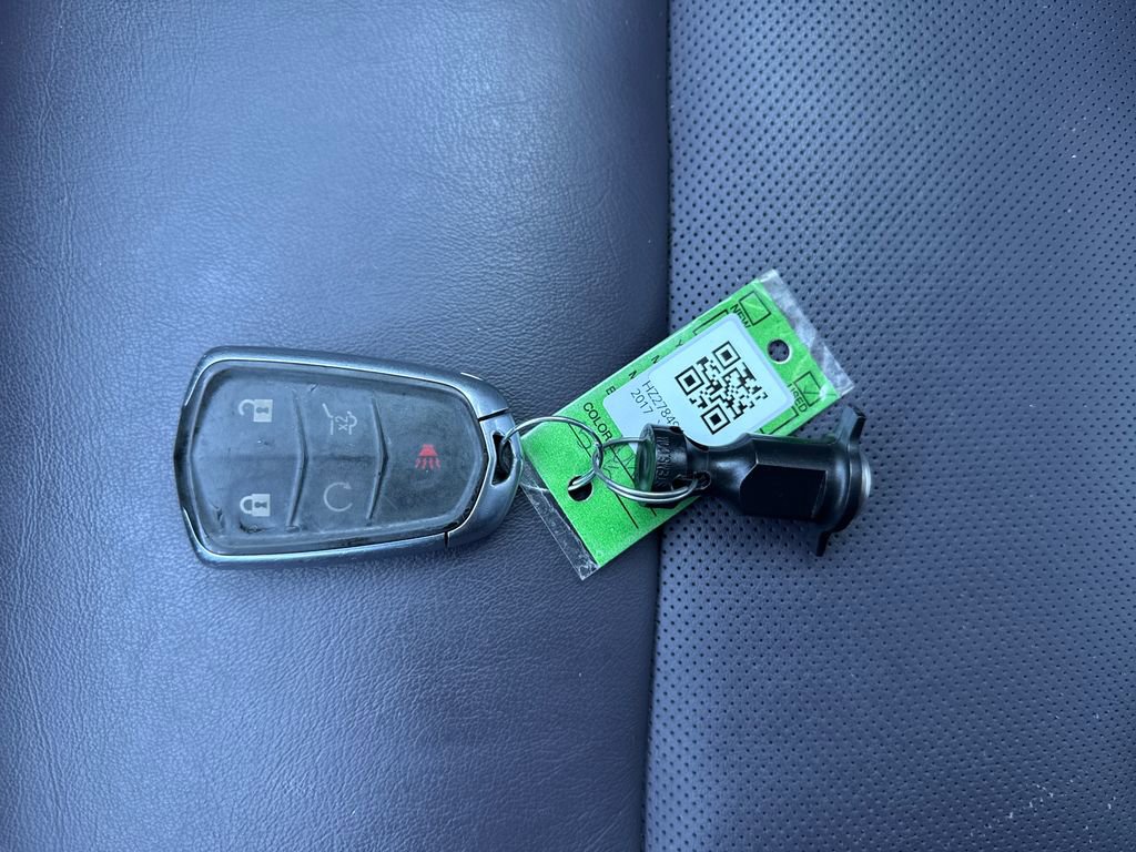 Used 2017 Cadillac XT5 Luxury image 30