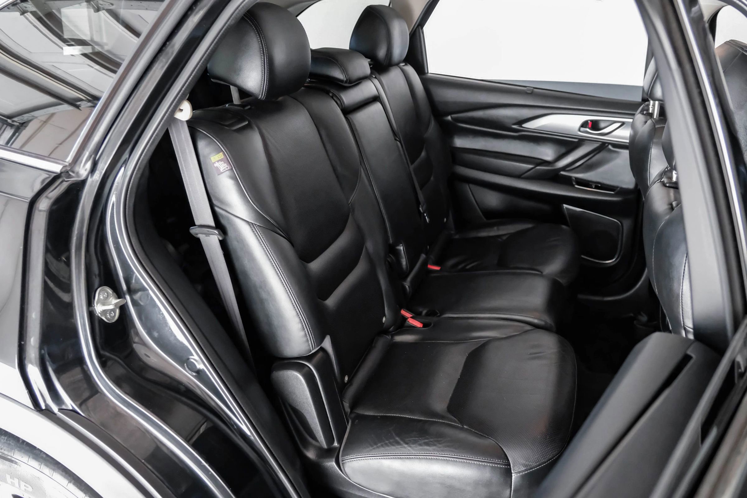 Used 2018 MAZDA CX-9 Touring w/ Touring Premium Package image 34