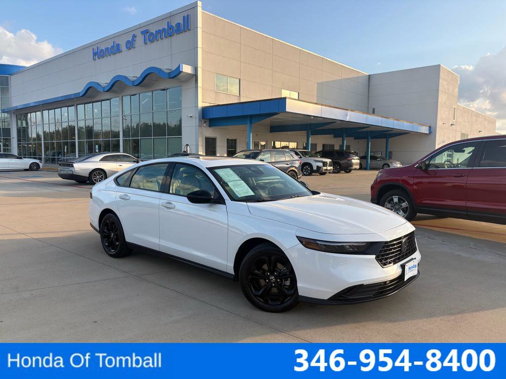Certified 2025 Honda Accord SE image 1