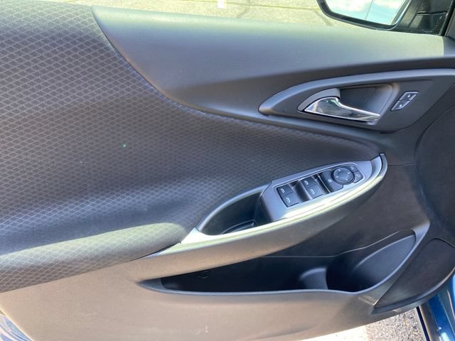Certified 2025 Chevrolet Malibu RS FWD image 16