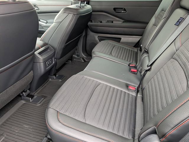 New 2026 Nissan Pathfinder Rock Creek image 20