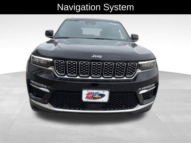 Used 2024 Jeep Grand Cherokee Summit image 2