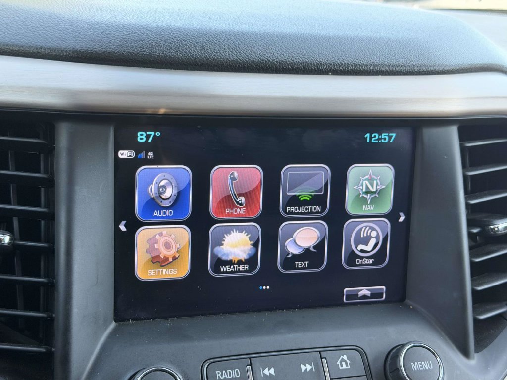 Used 2019 GMC Acadia Denali w/ Technology Package AWD/4WD image 3
