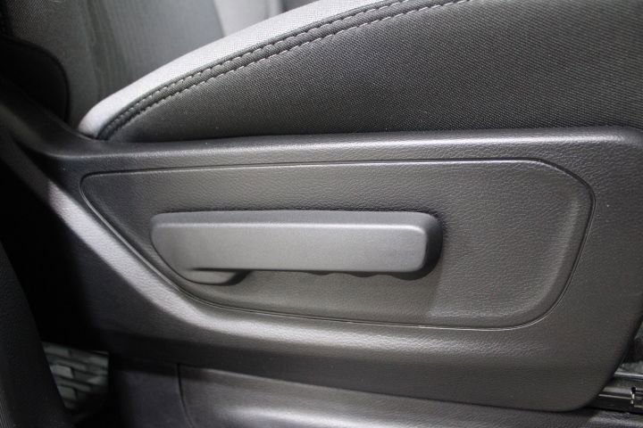 Used 2020 RAM 1500 Big Horn AWD/4WD image 26