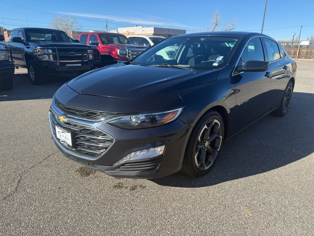 Used 2022 Chevrolet Malibu LT image 2