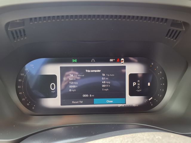 New 2026 Volvo XC60 B5 Ultra w/ Protection Package Premier AWD/4WD image 28