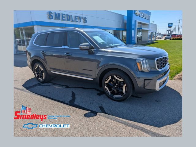 Used 2023 Kia Telluride S w/ S Sunroof Package