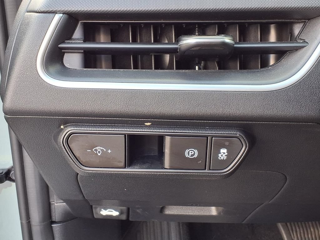 Used 2025 Kia K4 FWD image 17