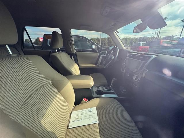 Used 2022 Toyota 4Runner SR5 AWD/4WD image 3