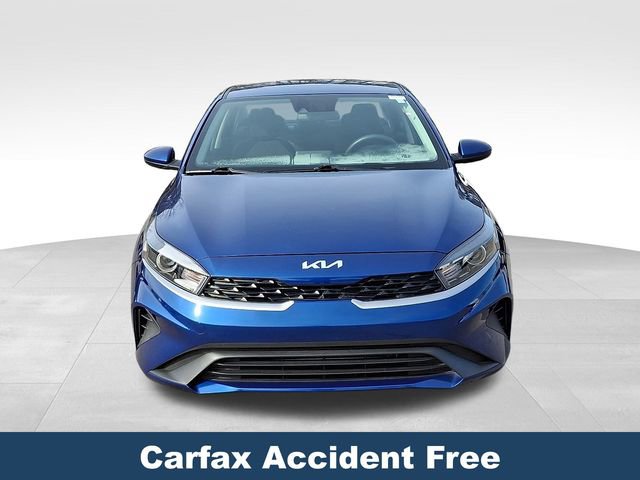Used 2024 Kia Forte LXS image 3