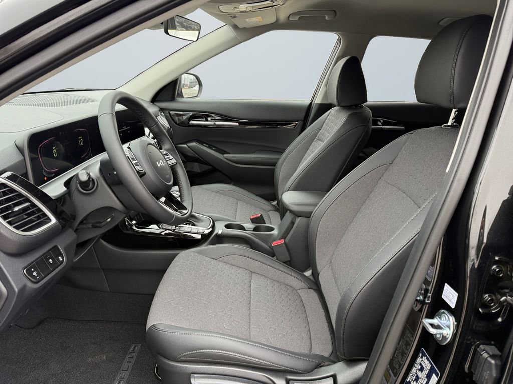 New 2026 Kia Seltos S image 9