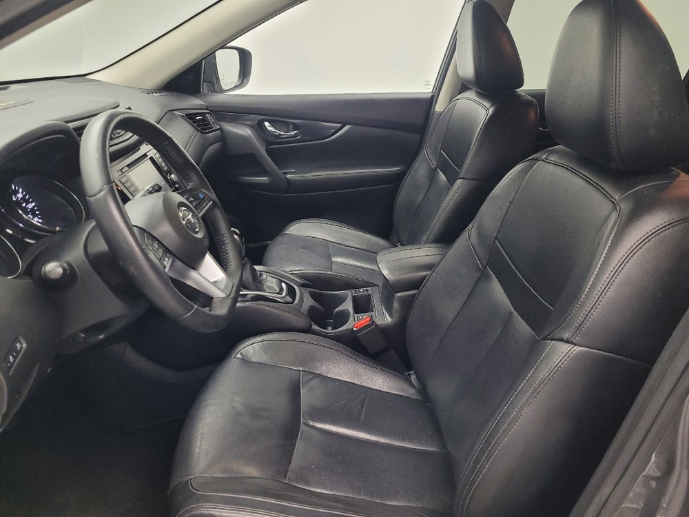 Used 2020 Nissan Rogue SL image 17