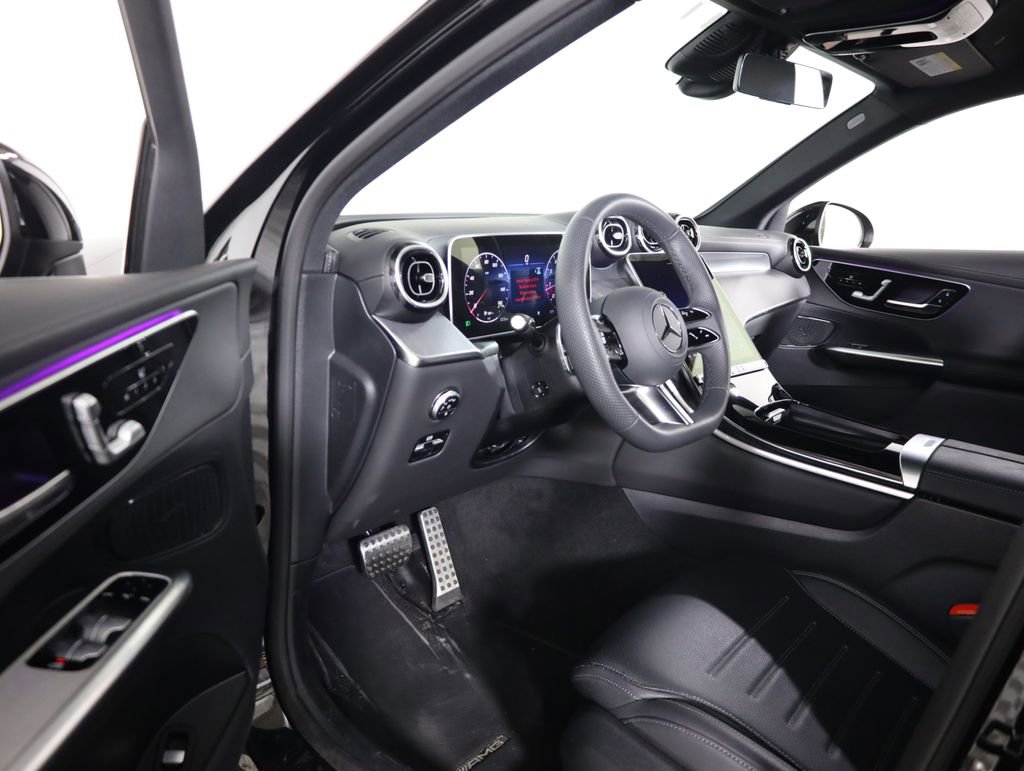 Used 2026 Mercedes-Benz GLC 300 4MATIC image 35