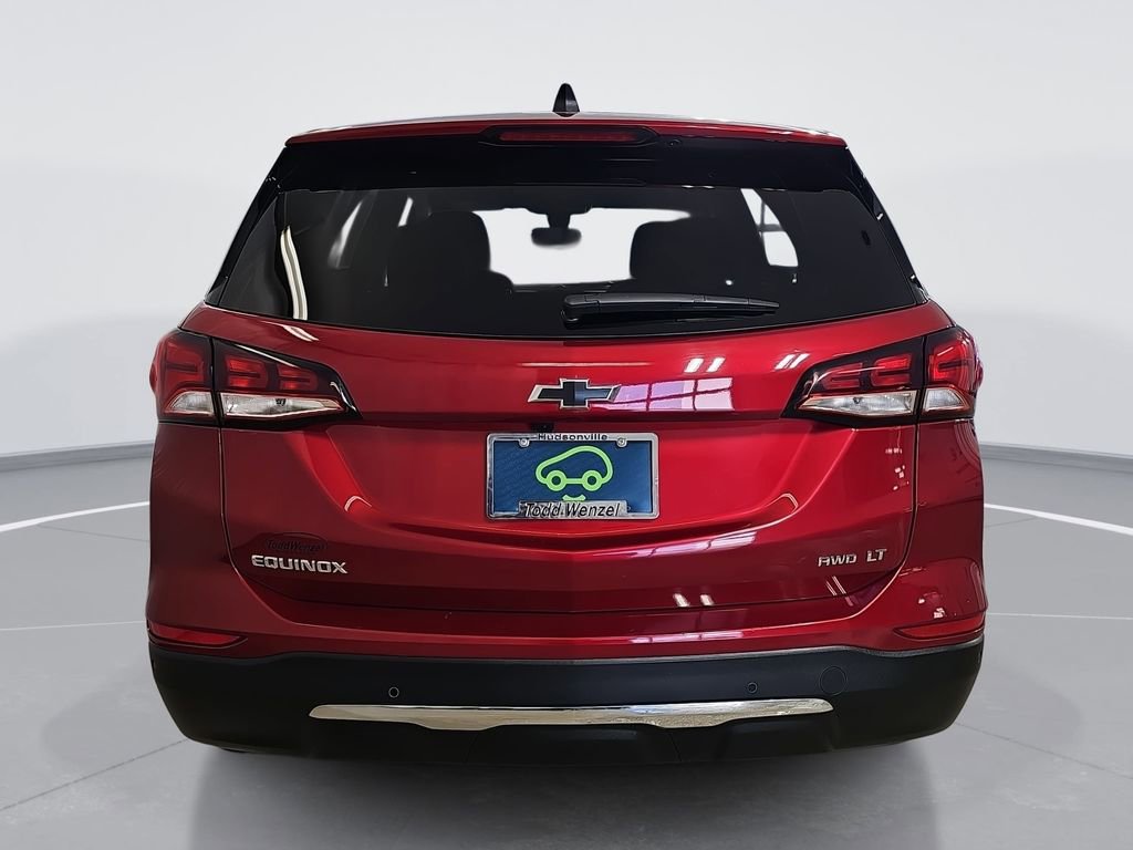 Certified 2024 Chevrolet Equinox LT w/ LPO, Floor Liner Package image 5