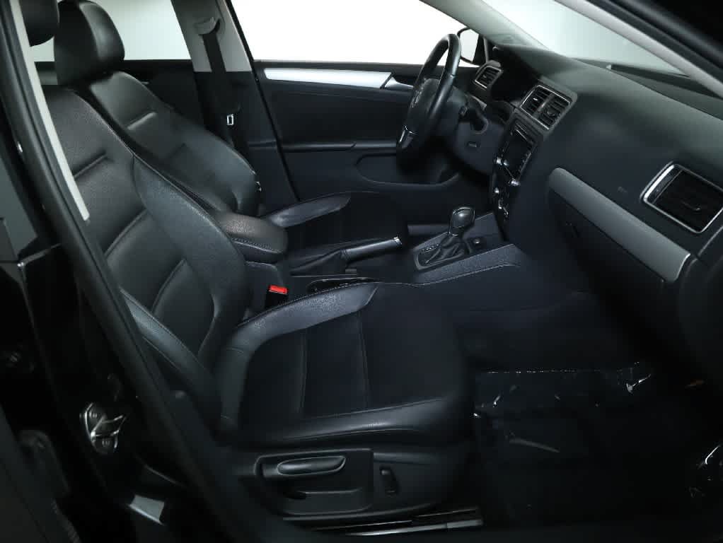 Used 2014 Volkswagen Jetta SE FWD image 31
