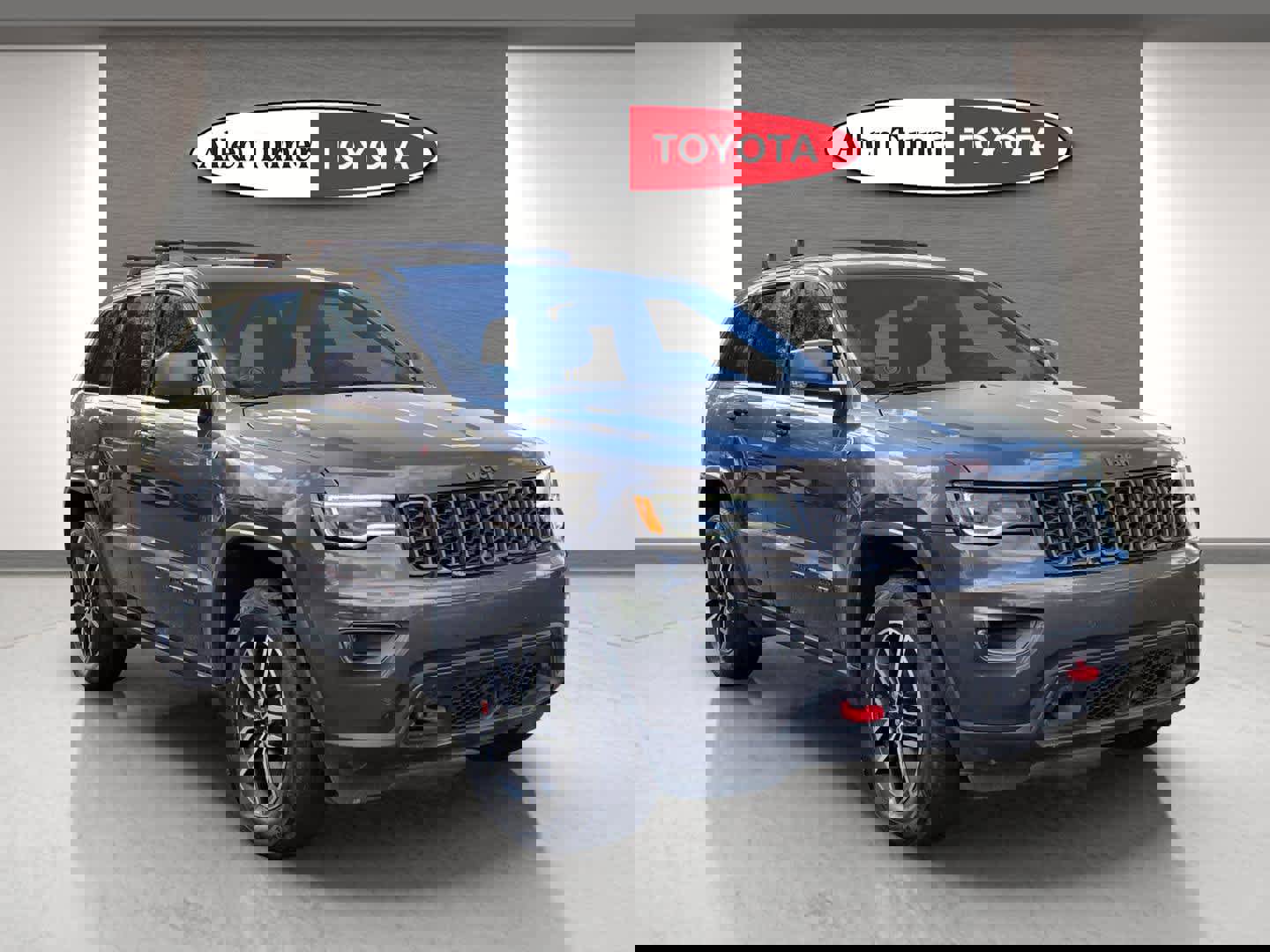 Used 2021 Jeep Grand Cherokee Trailhawk w/ Premium Lighting Group video 1