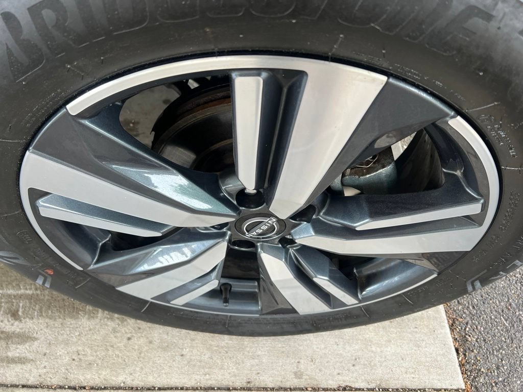 Certified 2023 Nissan Rogue SL AWD/4WD image 41