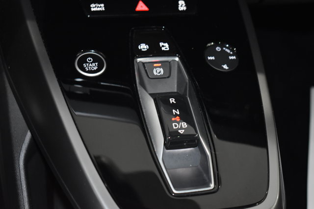 Used 2023 Audi Q4 e-tron Prestige image 19