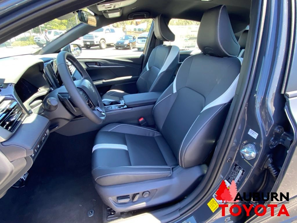 New 2026 Toyota Camry SE FWD image 25