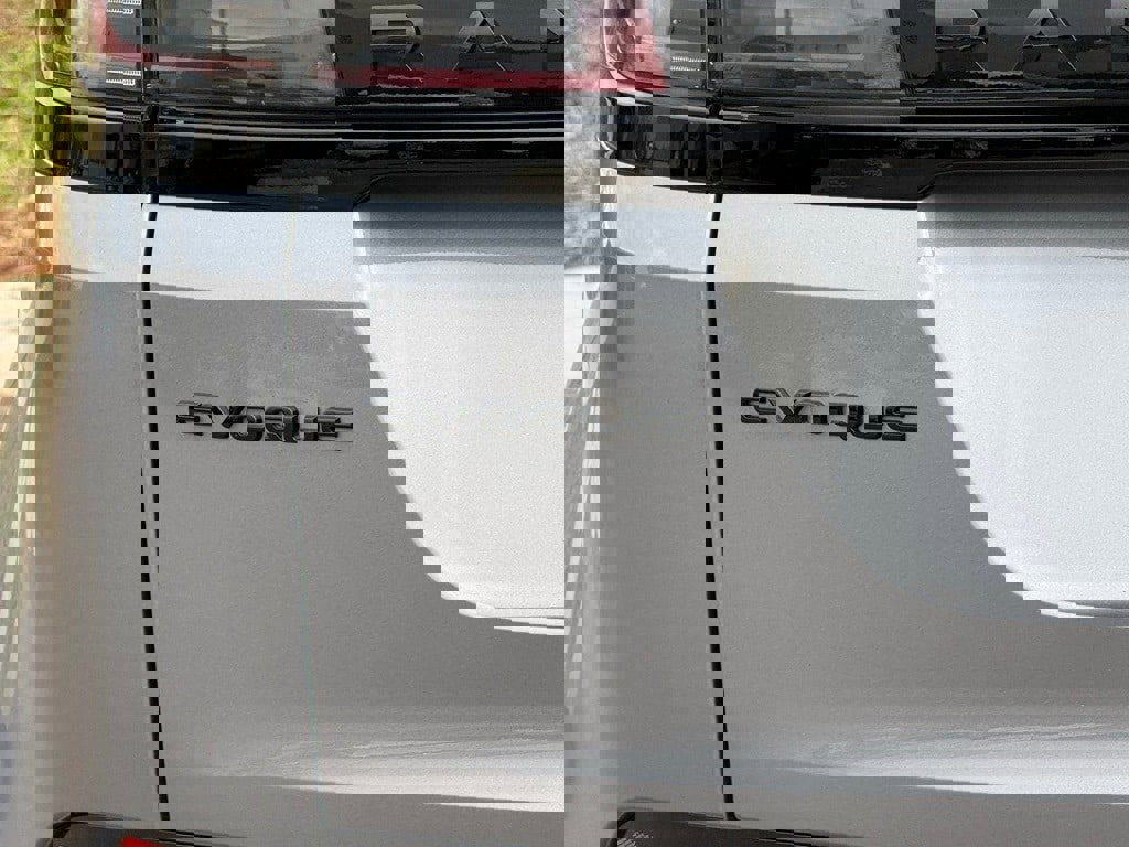 Certified 2026 Land Rover Range Rover Evoque Dynamic SE image 38