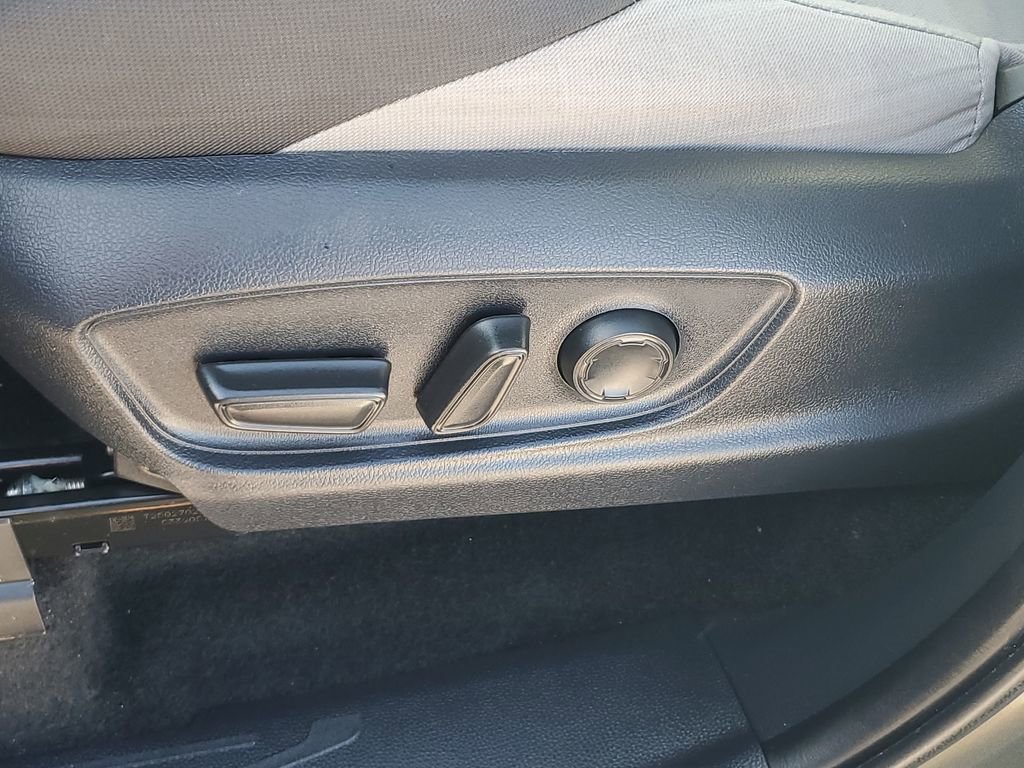 Certified 2025 Toyota Tacoma TRD Sport w/ TRD Sport Upgrade Package image 26