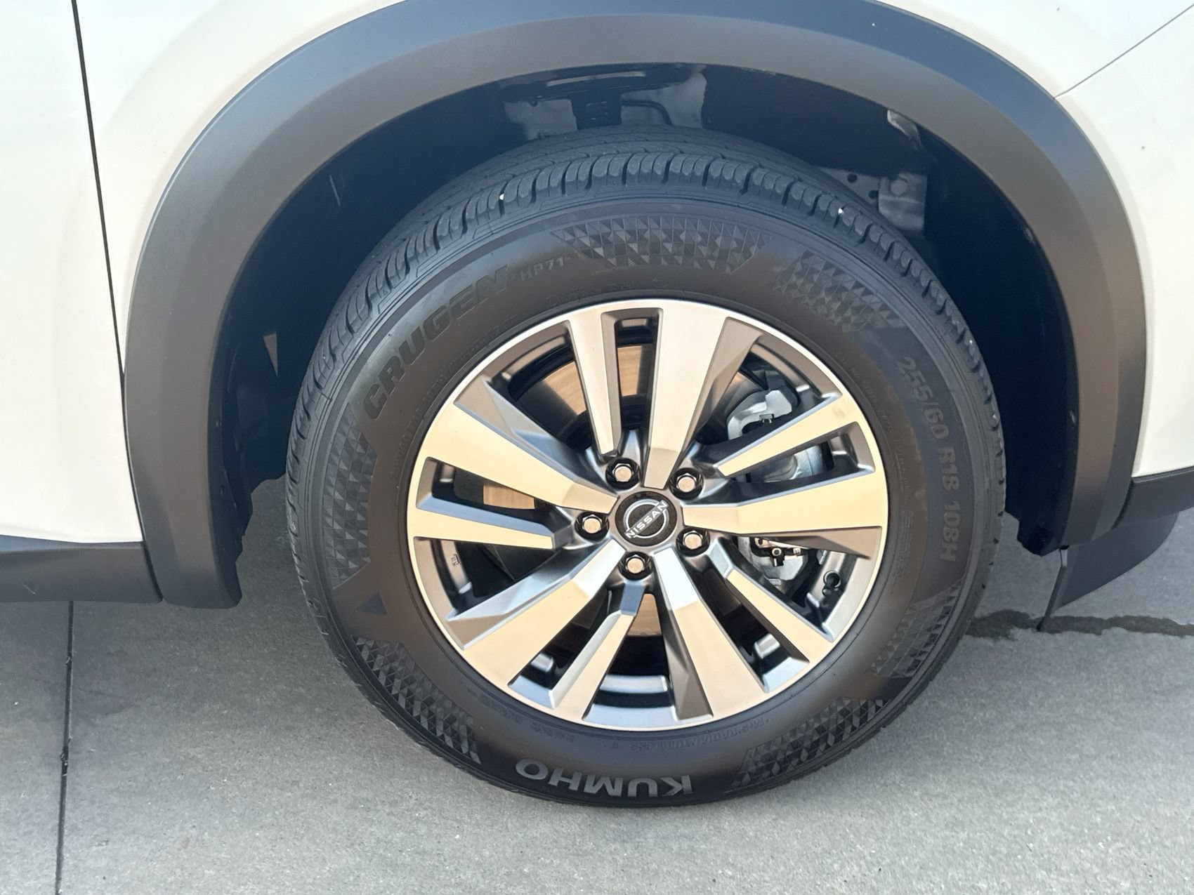 Used 2026 Nissan Pathfinder SL AWD/4WD image 10