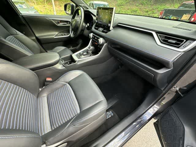 Used 2022 Toyota RAV4 XSE AWD/4WD image 19