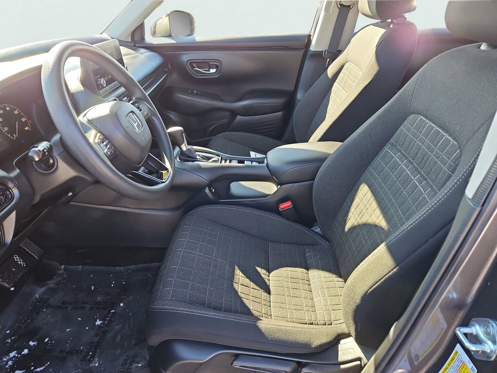 Certified 2023 Honda HR-V LX image 26