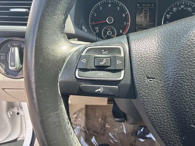 Used 2015 Volkswagen Passat 1.8T SEL Premium FWD image 24
