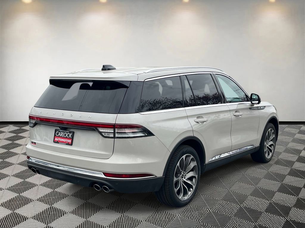 Used 2025 Lincoln Aviator Reserve w/ Illumination Package AWD/4WD image 3