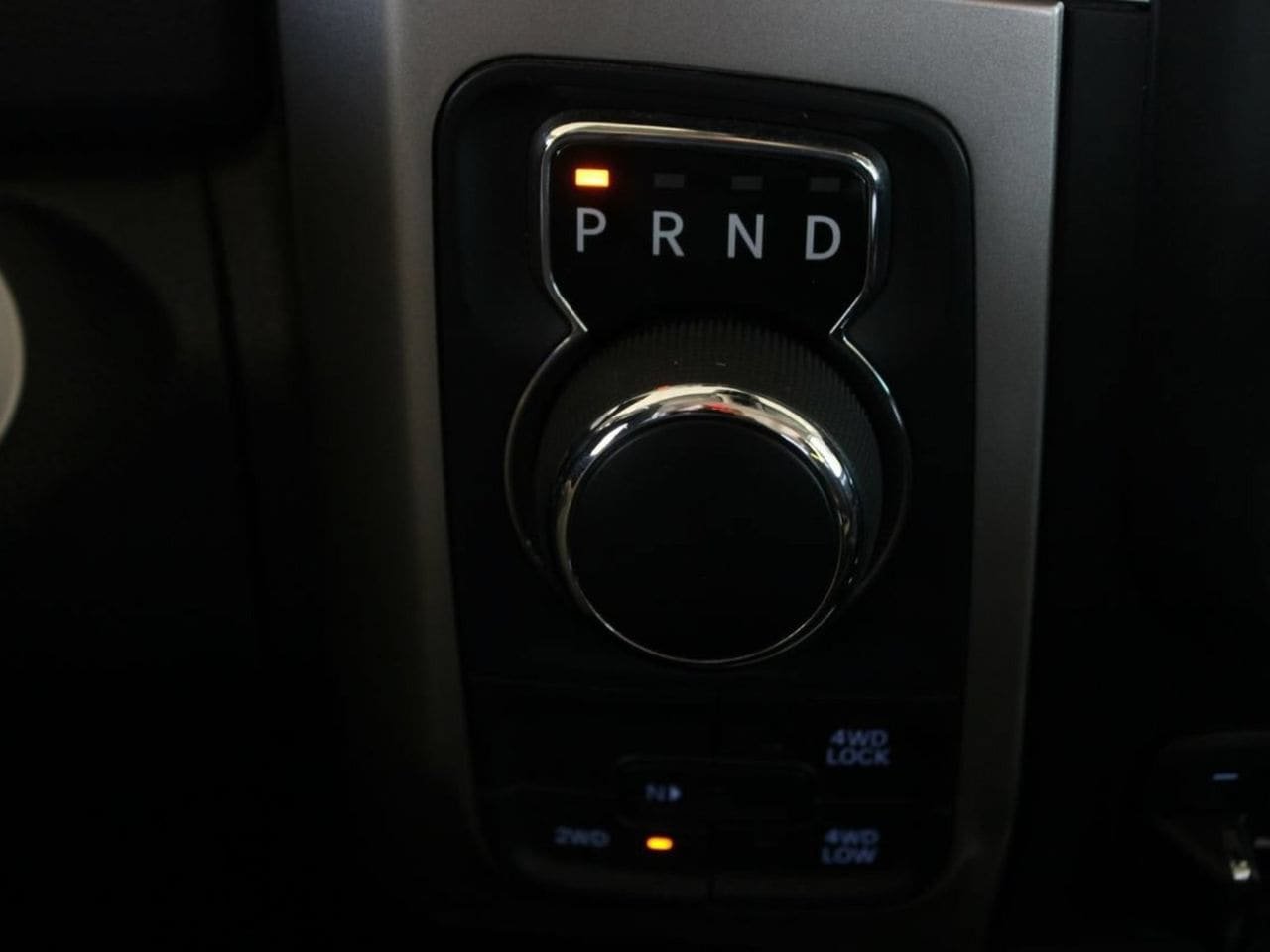 Used 2020 RAM 1500 Classic SLT w/ Luxury Group AWD/4WD image 32