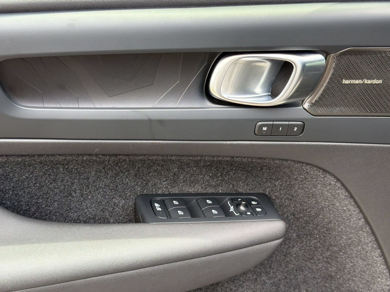 Certified 2023 Volvo C40 P8 Recharge Ultimate AWD/4WD image 26
