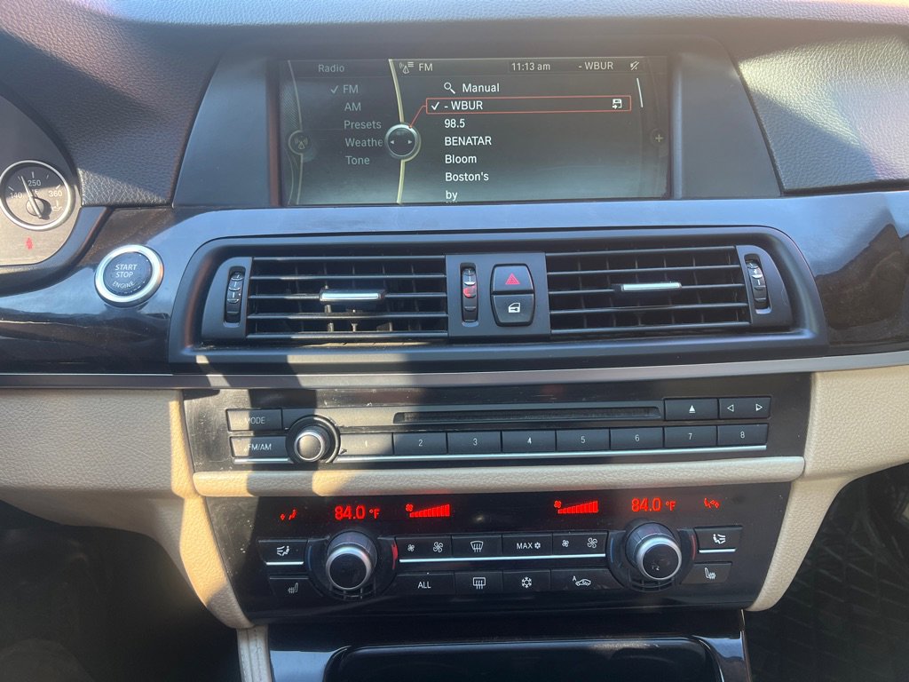 Used 2011 BMW 528i Sedan RWD image 33