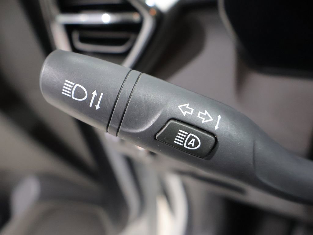 Used 2025 Chevrolet TrailBlazer LT image 38