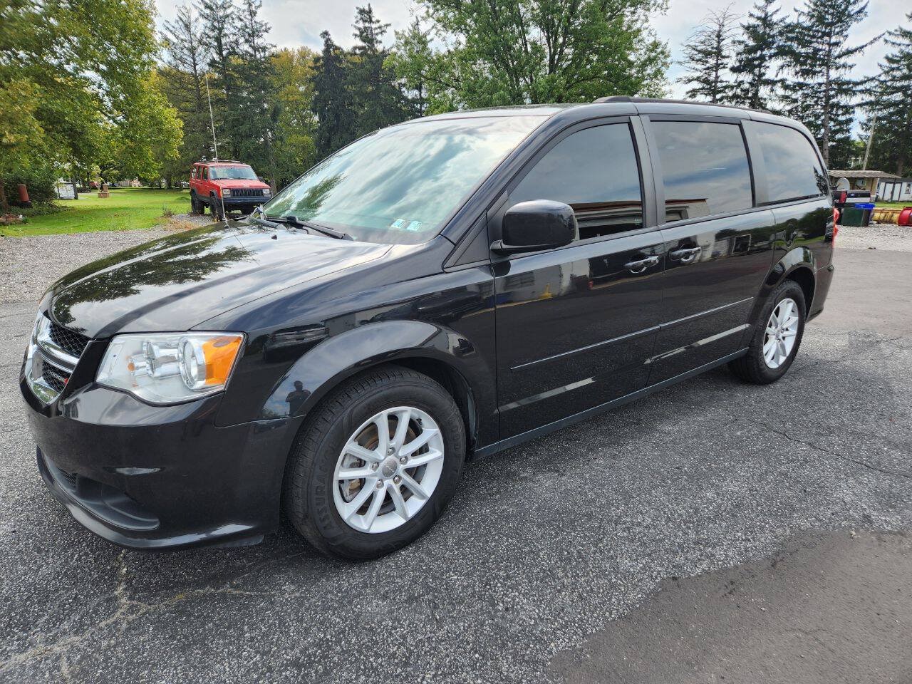 Used 2016 Dodge Grand Caravan SXT