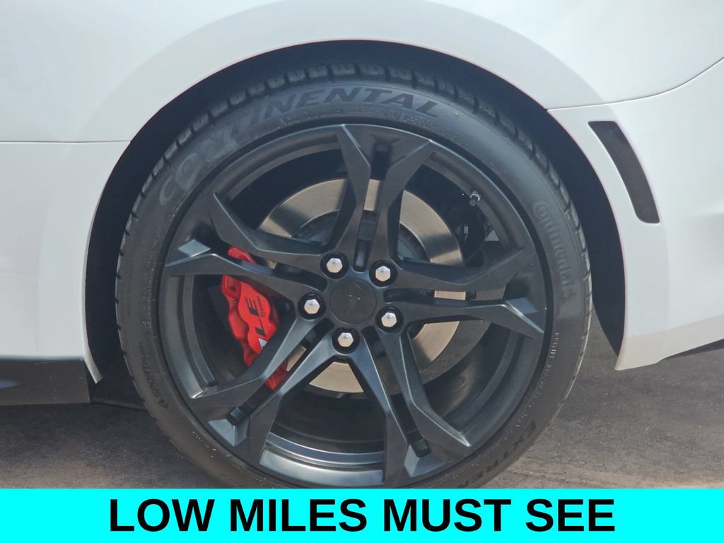 Used 2019 Chevrolet Camaro SS RWD image 36