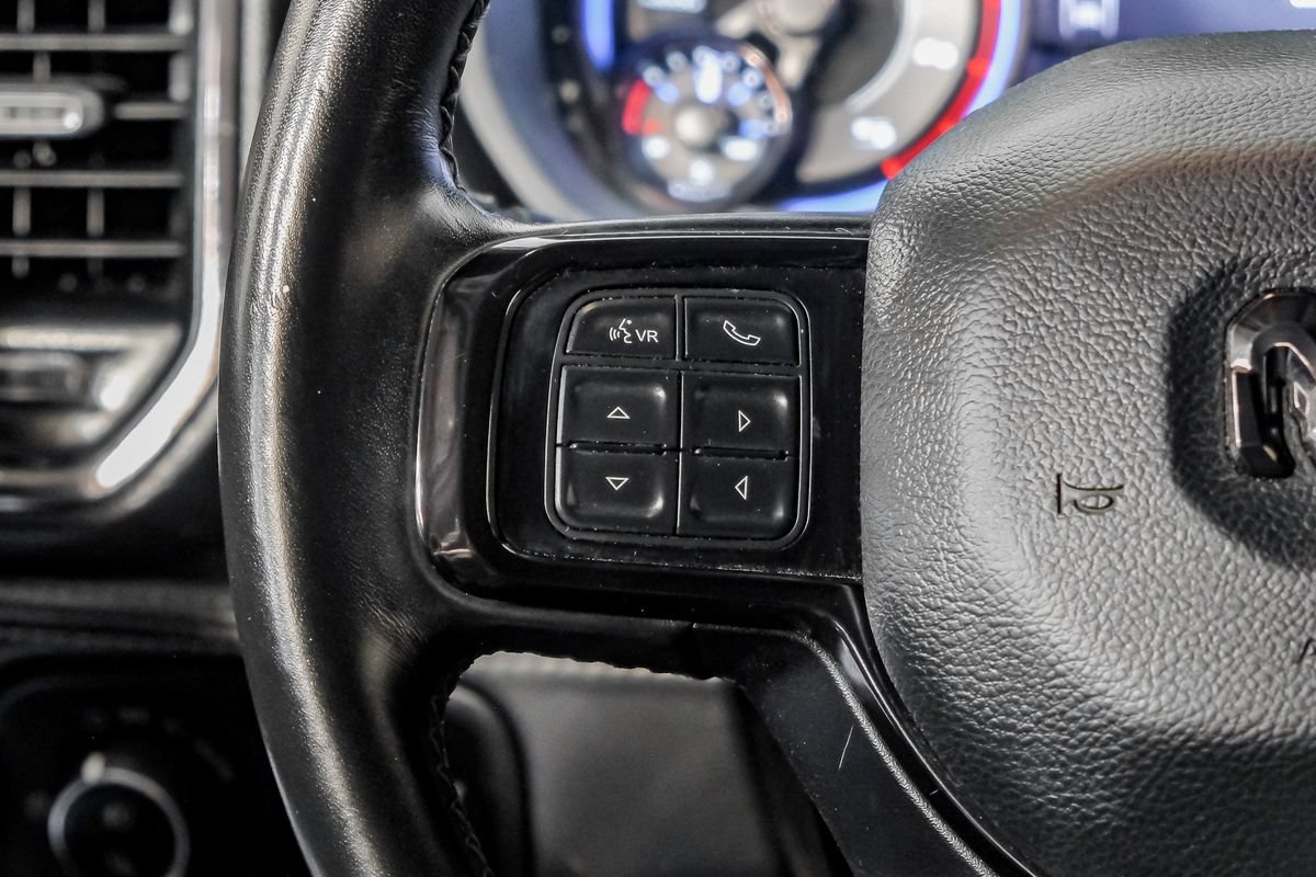 Used 2022 RAM 3500 Limited AWD/4WD image 16